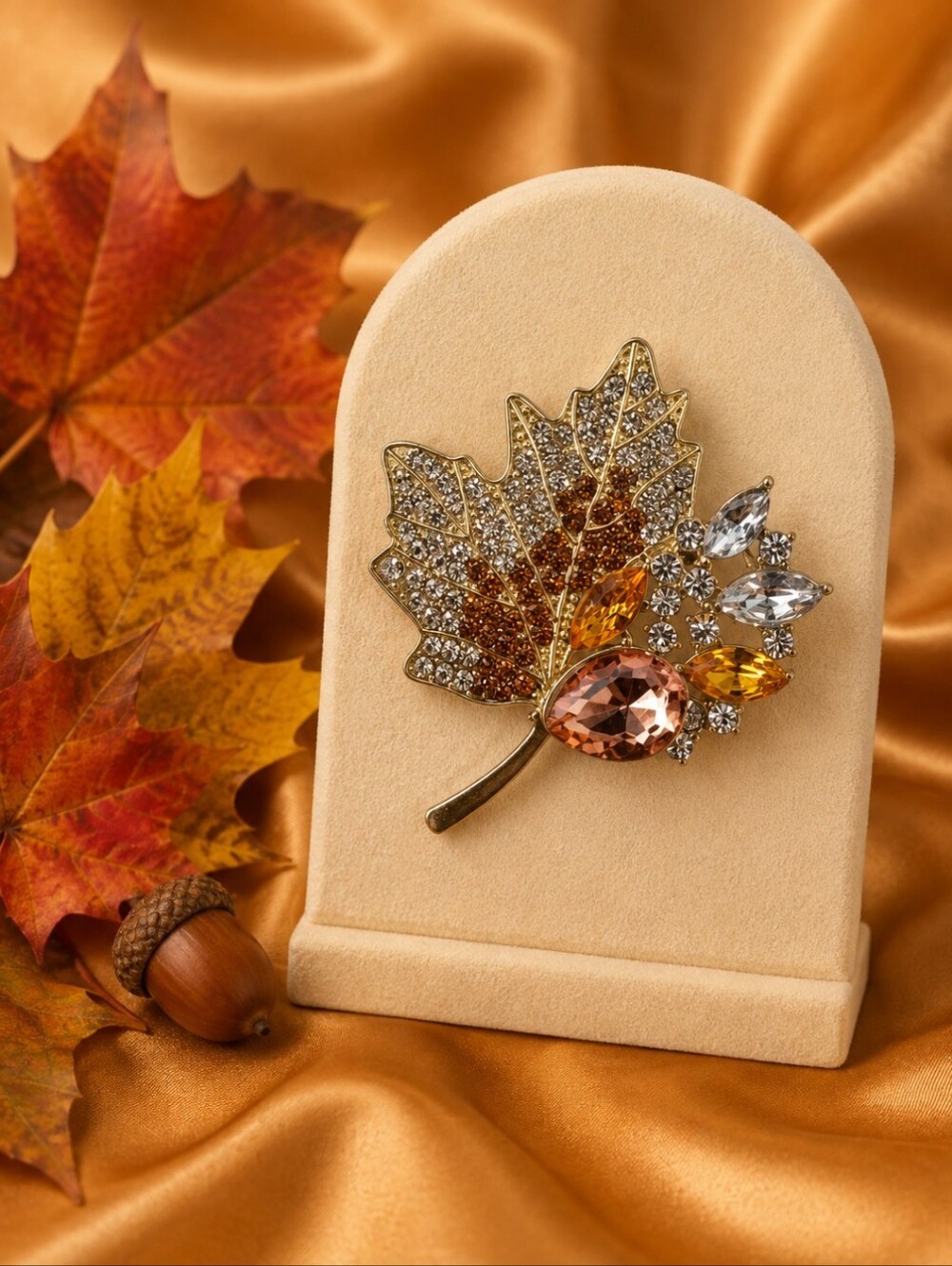 Gold and Amber  Maple Leaf Brooch